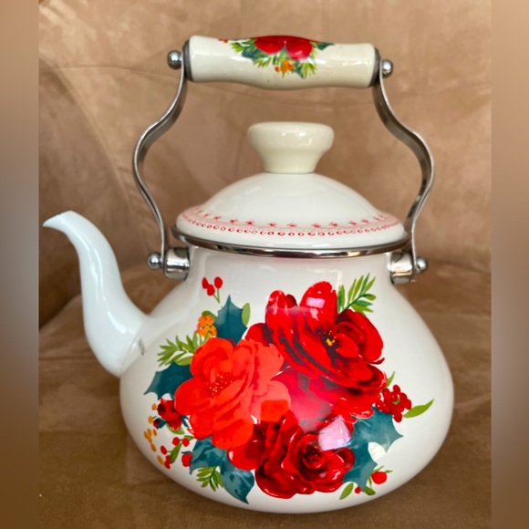 The Pioneer Woman Kitchen The Pioneer Woman Tea Kettle Poshmark